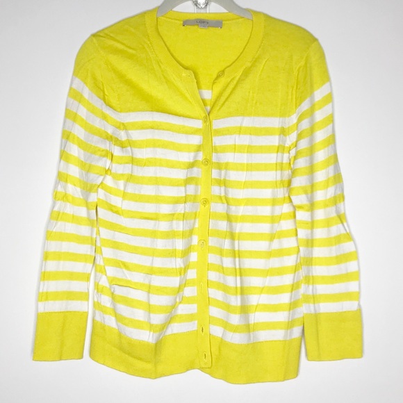 LOFT Sweaters - Like NEW!! LOFT long sleeve cardigan